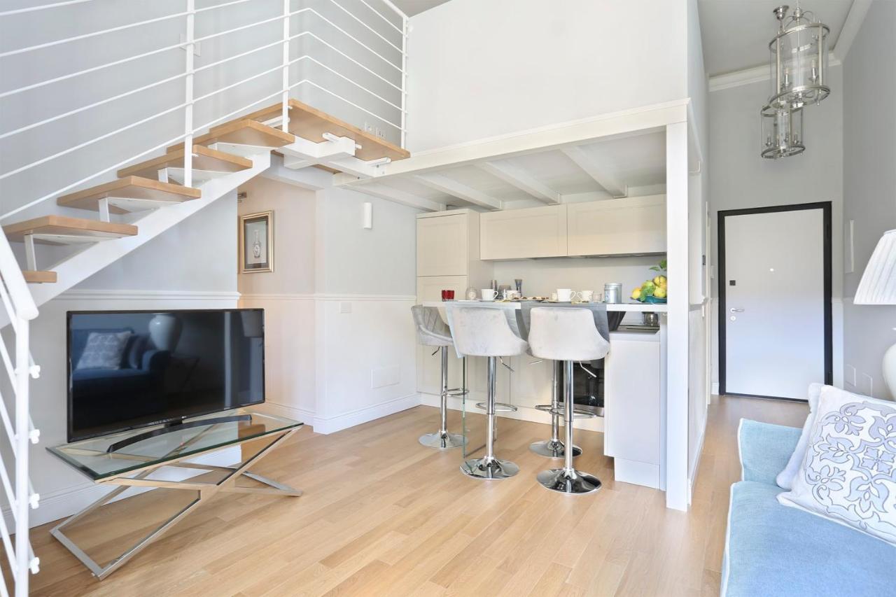 Design Apartment In The Heart Of Florence - Hosted By Sweetstay Exterior photo